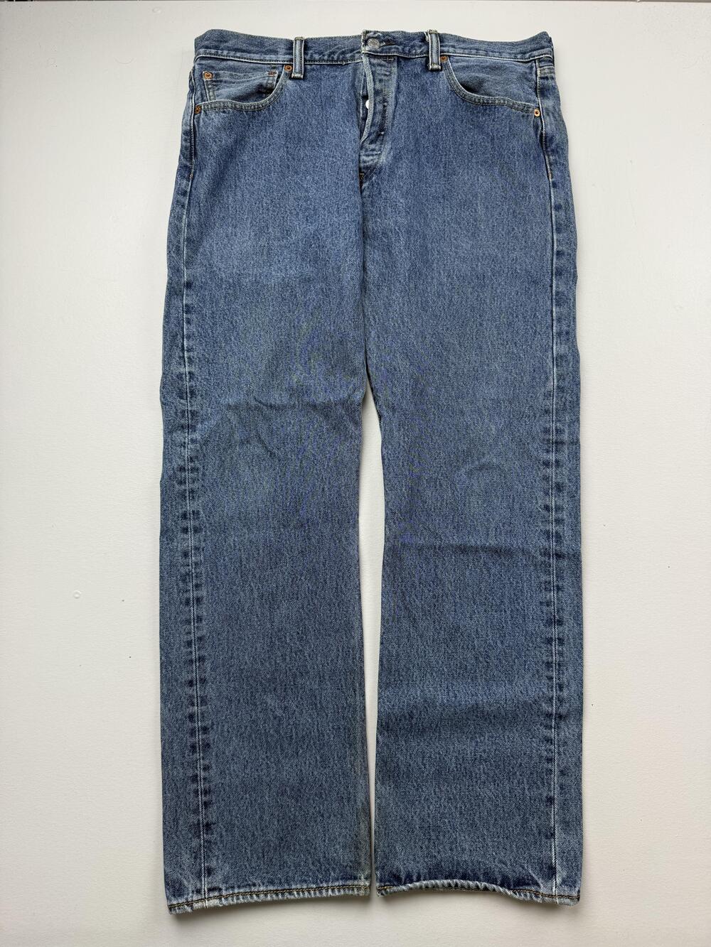 Levis 501 Jeans Mens 35x30 Blue Medium Wash Denim Regular Straight Leg Casual